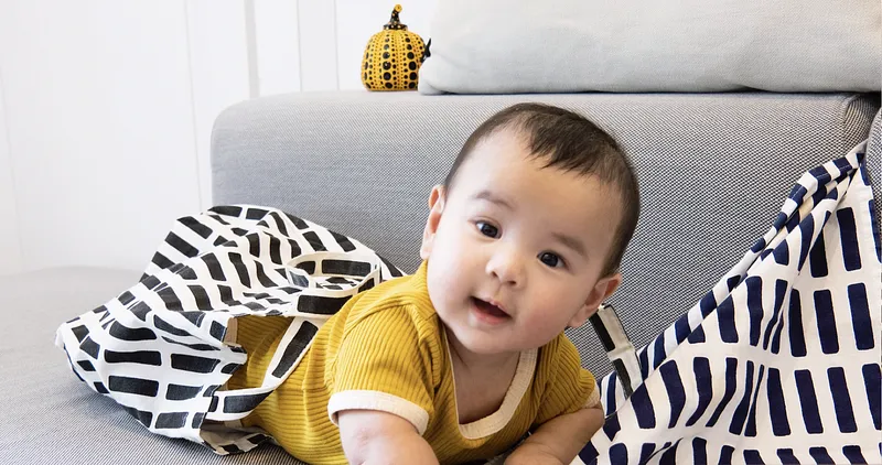 螺紋高度彈性可以從1yr買,我們3m就開始穿也不覺得過大