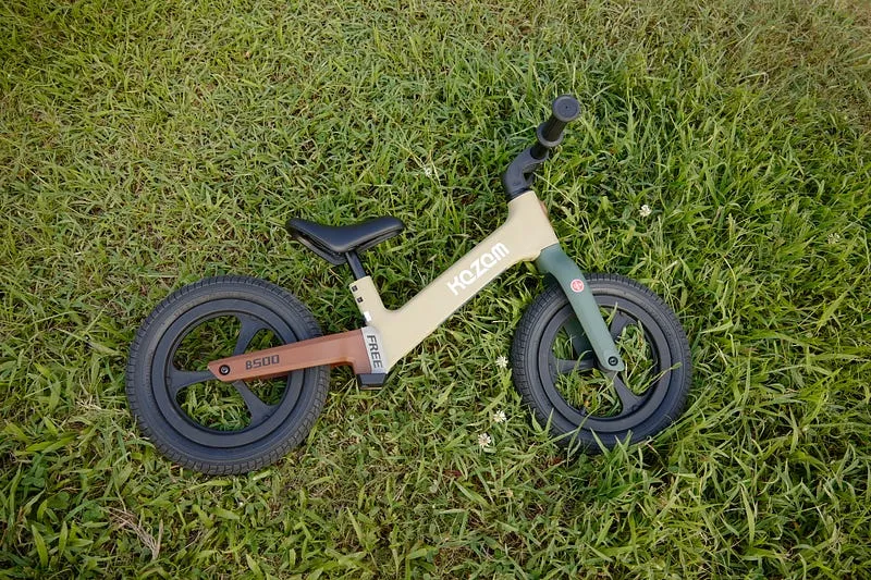 比較扁一點的車身 讓整體重量變輕